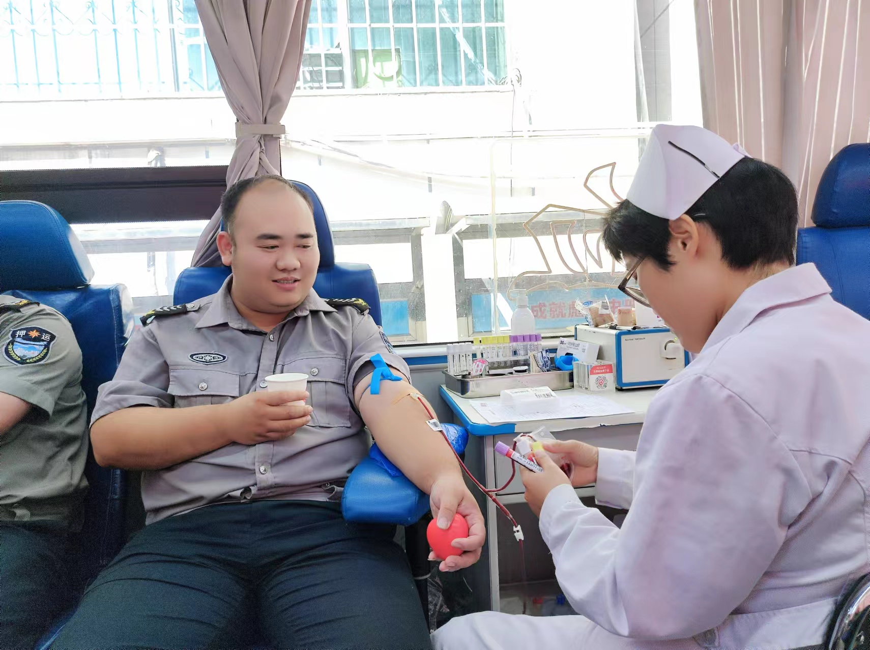 1727577384369459.jpg 1727577384369459.jpg